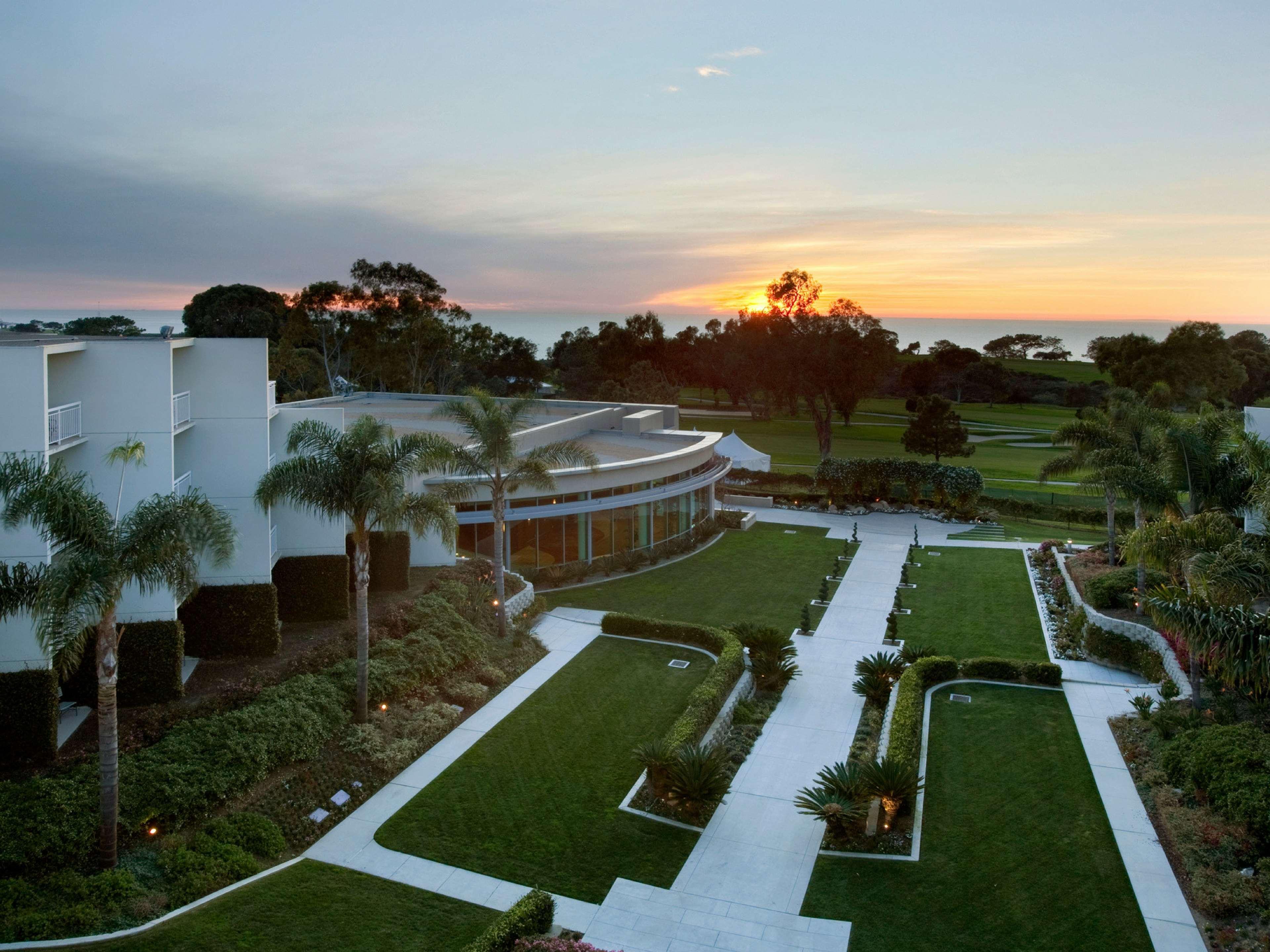 Hilton La Jolla Torrey Pines Hotel San Diego Exterior photo
