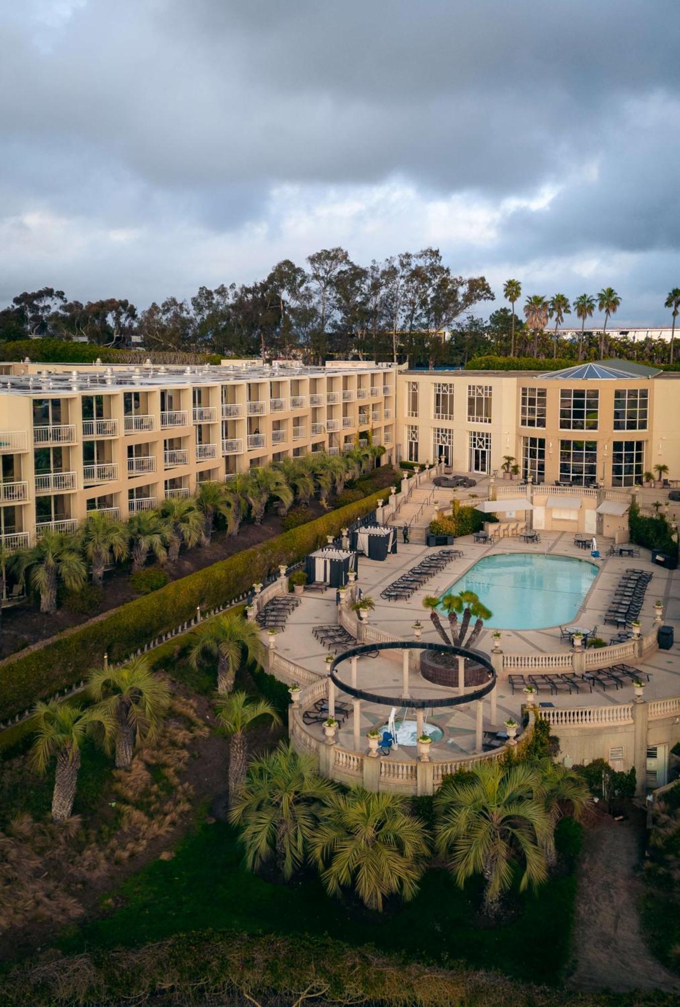 Hilton La Jolla Torrey Pines Hotel San Diego Exterior photo