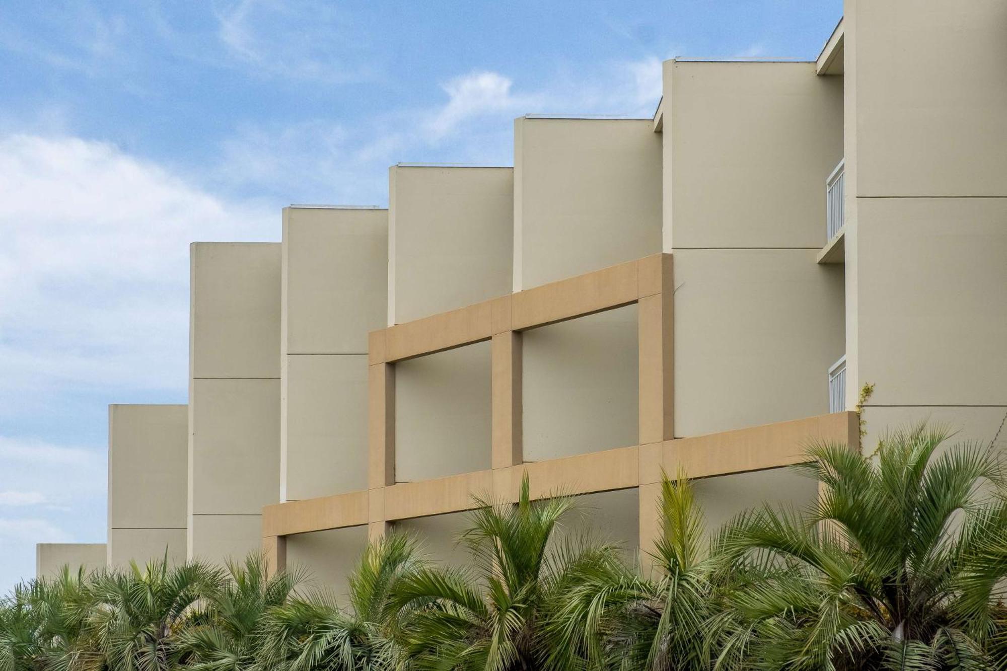 Hilton La Jolla Torrey Pines Hotel San Diego Exterior photo